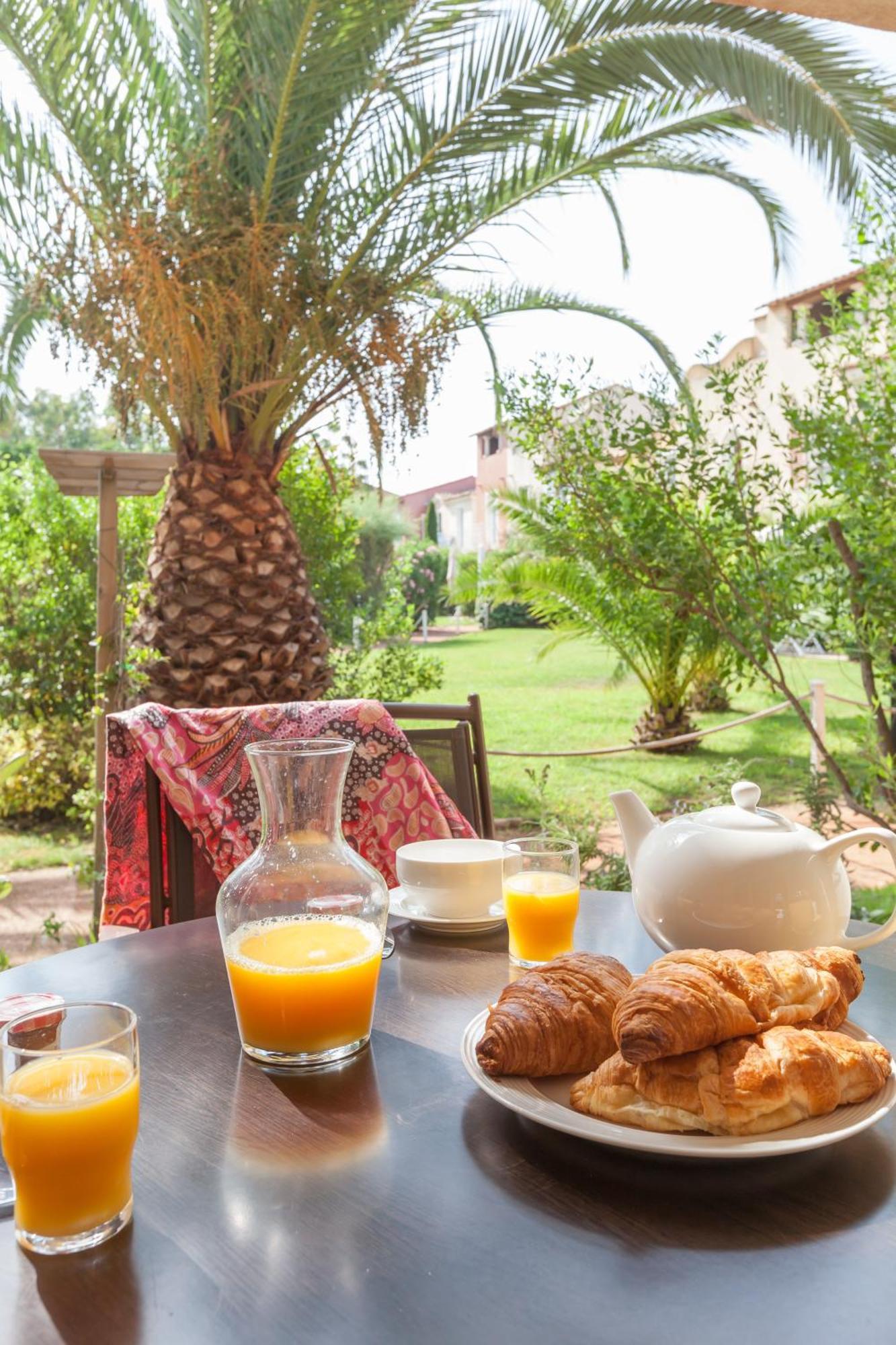 Residence La Pinede - Maeva Home Hyères Екстериор снимка