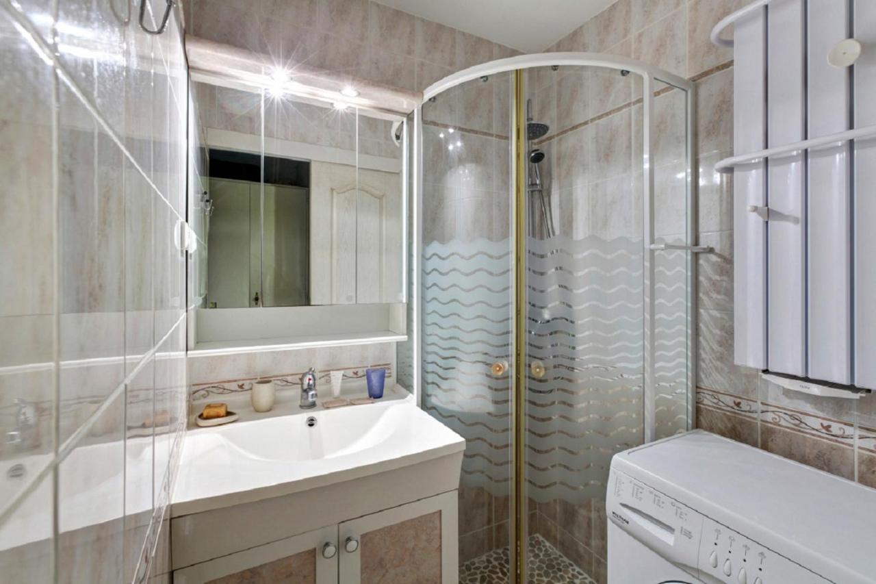 Residence La Pinede - Maeva Home Hyères Екстериор снимка
